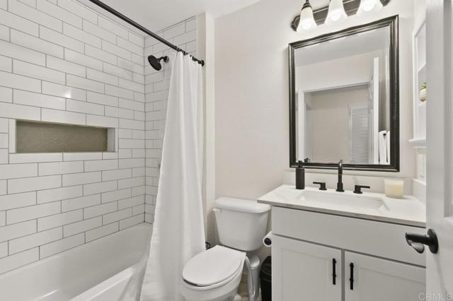 Detail Gallery Image 19 of 27 For 9959 Azuaga St #I-105,  San Diego,  CA 92129 - 2 Beds | 2 Baths