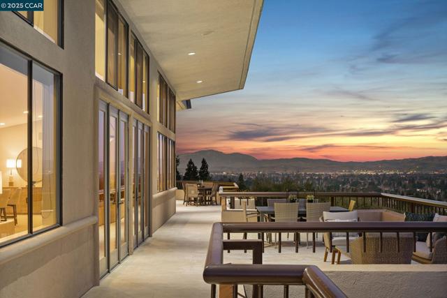 21 Deer Oaks Ct, Pleasanton CA: https://media.crmls.org/mediaz/a18a81a4-7af4-48e4-a044-8b11d5eb7d36.jpg