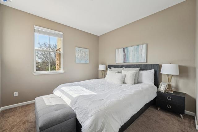 632 S Comunidad Street, Mountain House CA: https://media.crmls.org/mediaz/a18d8a56-d8fe-44d7-96da-7c18e10a4f68.jpg