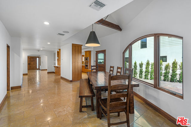 14710 Greenleaf Street, Sherman Oaks CA: https://media.crmls.org/mediaz/a18db372-85c2-4aec-a4c4-061b771ce06e.jpg