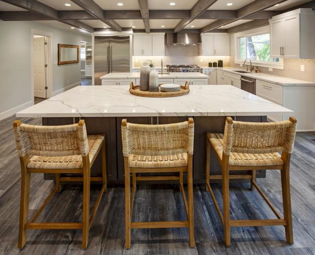 13945 Vista Regina, Saratoga CA: https://media.crmls.org/mediaz/a18e687b-6790-4338-99f2-4e34adf48f06.jpg