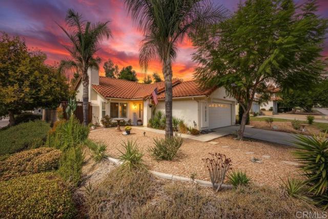 39685 ALMANSA, Murrieta CA: https://media.crmls.org/mediaz/a18ed842-3968-4f48-b5f5-097b713556dd.jpg