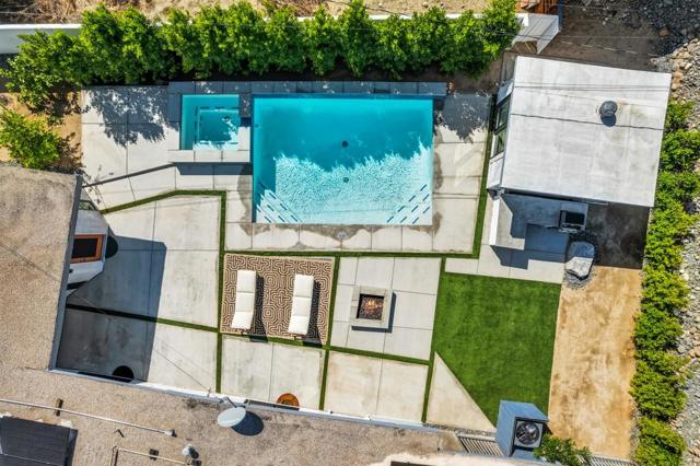 38855 Paradise Way, Cathedral City CA: https://media.crmls.org/mediaz/a1904d83-0a9c-48cd-a03c-655297925275.jpg