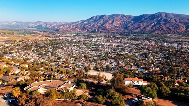 Detail Gallery Image 12 of 55 For 864 Montclair Dr, Santa Paula,  CA 93060 - 4 Beds | 4/1 Baths