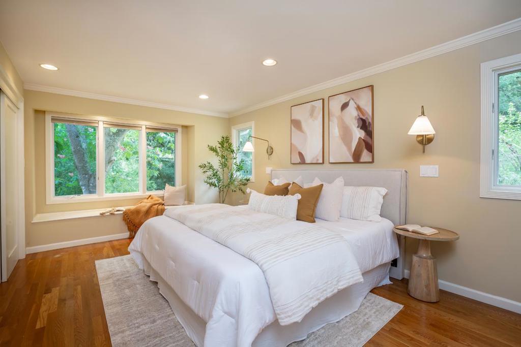 https://media.crmls.org/mediaz/a190825e-0033-4c29-bb3e-e8e5d34fddaf.jpg?preset=X-Large