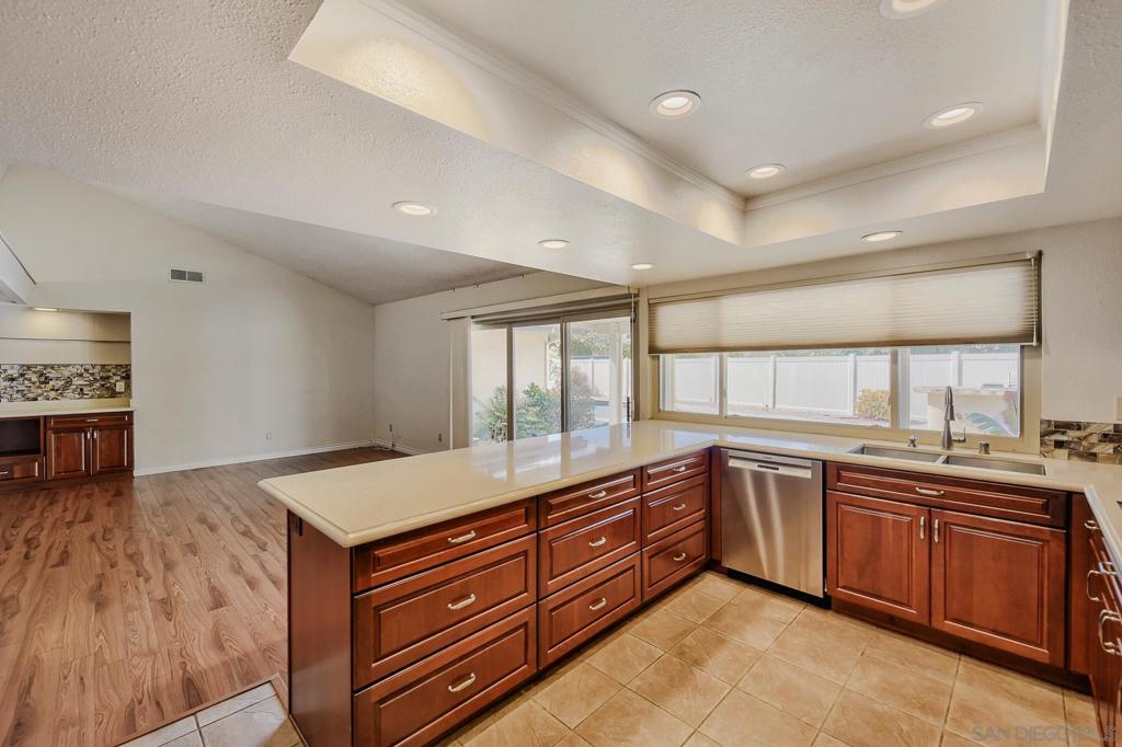 6688 Murray Park Drive - photo 12