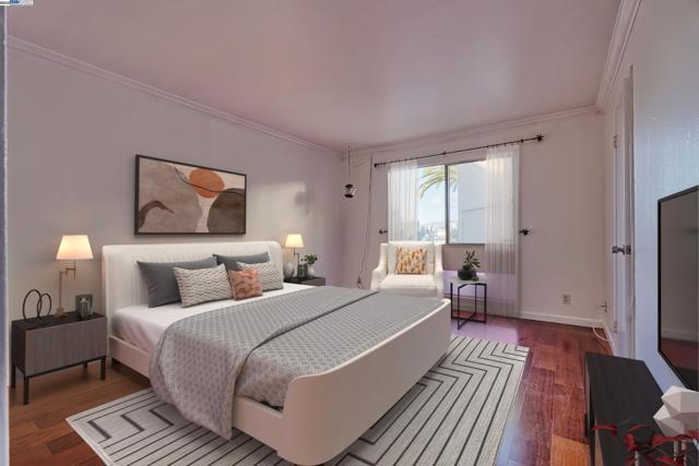 151 Lakeside Dr, Oakland CA: https://media.crmls.org/mediaz/a1948a3b-d0ed-42c9-a5bb-baa285a11264.jpg