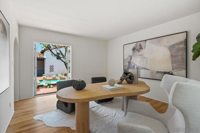 7316 Encelia Dr., La Jolla CA: https://media.crmls.org/mediaz/a1954c95-ed8a-44b0-be9e-daedad89708e.jpg