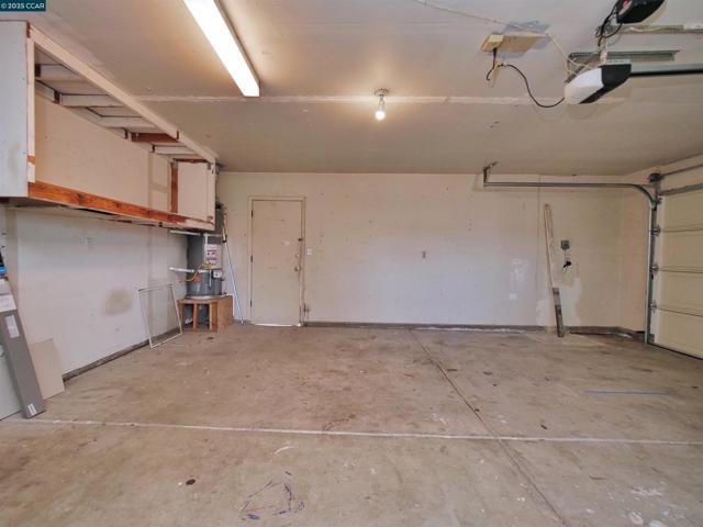 4300 Cannington Lane, Salida CA: https://media.crmls.org/mediaz/a1963864-2056-4e48-a48d-22e75c52bef8.jpg