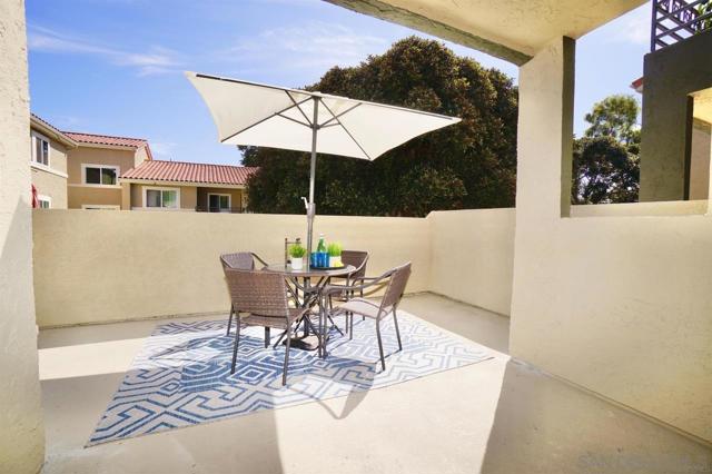 7405 Charmant Dr, San Diego CA: https://media.crmls.org/mediaz/a196c76f-43ca-4085-8bc1-3e5b0db9d2f7.jpg