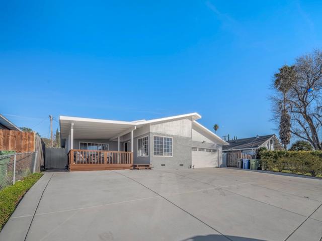 100 Beacon Drive, Milpitas CA: https://media.crmls.org/mediaz/a196cfe6-068a-4e7c-bfbf-e76cd200351b.jpg