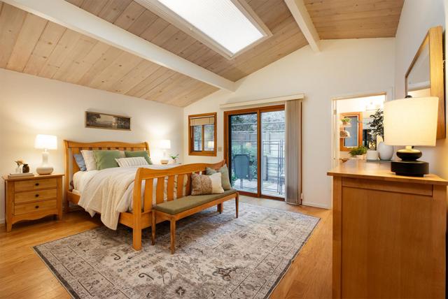 951 Jenny Way, Felton CA: https://media.crmls.org/mediaz/a196e204-fb09-42c1-ab15-39697327df90.jpg