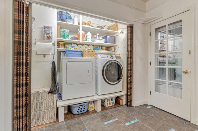 14235 Highway 9, Boulder Creek CA: https://media.crmls.org/mediaz/a196f294-c6f8-4807-86ca-13dfdf6fc761.jpg