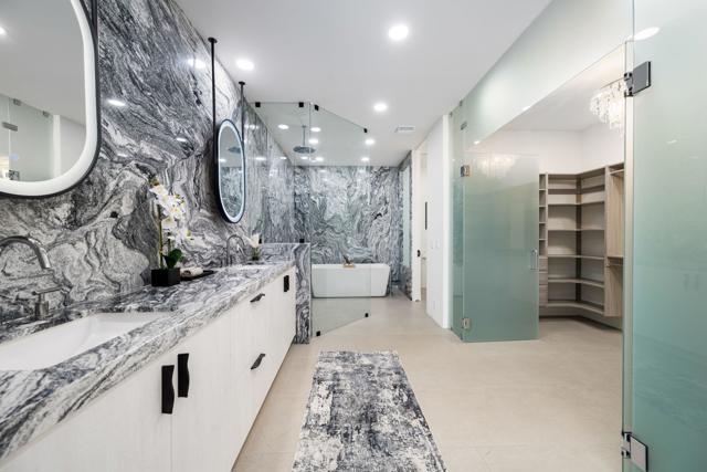70630 Boothill Rd, Rancho Mirage CA: https://media.crmls.org/mediaz/a1974759-a7f4-4386-a30f-fa59735c9496.jpg