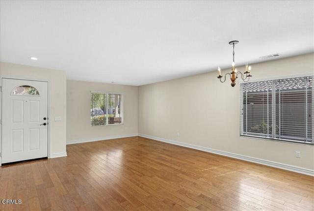 908 Valerie Lane, Tehachapi CA: https://media.crmls.org/mediaz/a1987372-58cf-481b-a72c-8c0de0e546ff.jpg