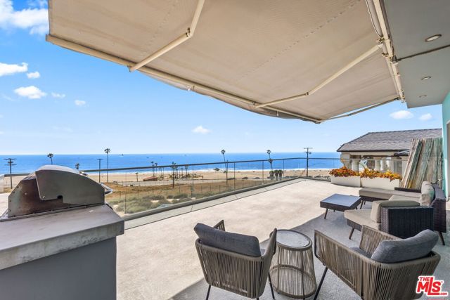 145 Napoleon Street, Playa del Rey CA: https://media.crmls.org/mediaz/a19a2553-b4e4-4a53-b028-964fd86c11b8.jpg