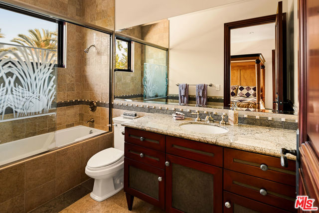 6 Bed Home for Sale in Beverly Hills, California