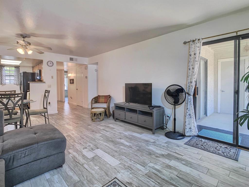 15024 Avenida Venusto - photo 8