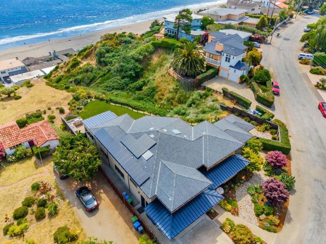 616 Bayview Drive, Aptos CA: https://media.crmls.org/mediaz/a19b3373-8e20-4c0e-92e0-1d4cc4451318.jpg