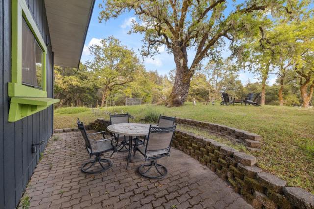 240 Buck Knoll Road, Boulder Creek CA: https://media.crmls.org/mediaz/a19c4254-5e4f-4a68-8482-d2b9646391cc.jpg