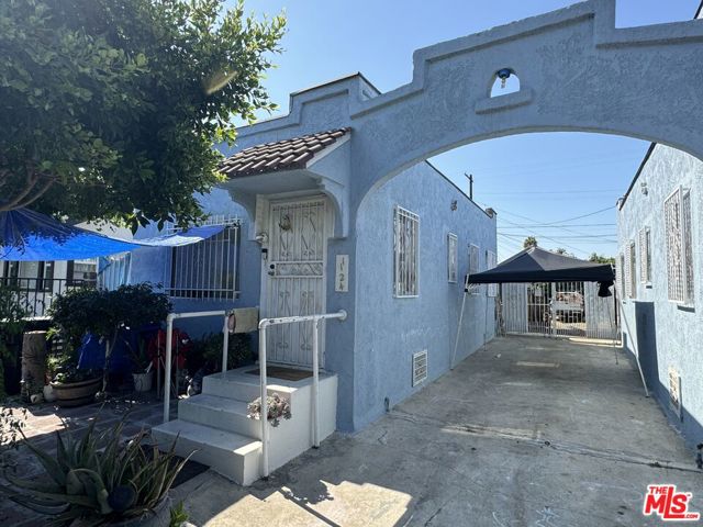 1122 67th Street, Los Angeles, California 90001, ,Multi-Family,For Sale,67th,24426265