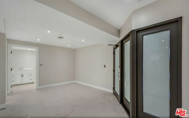  Commercial for Sale in Beverly Hills, California
