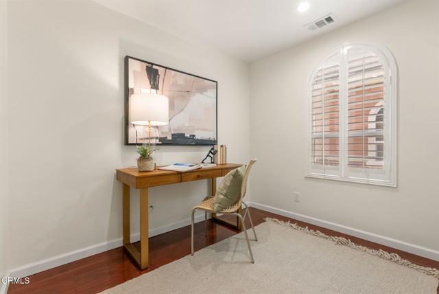 Detail Gallery Image 5 of 21 For 806 N Garfield Ave a,  Alhambra,  CA 91801 - 2 Beds | 2/1 Baths