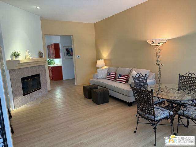 154 Kavenish Drive, Rancho Mirage CA: https://media.crmls.org/mediaz/a19f6685-799f-410f-aa13-39c98197845e.jpg