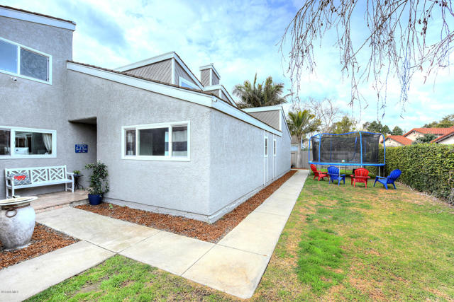 Detail Gallery Image 4 of 19 For 439 Reed Way, Port Hueneme,  CA 93041 - 3 Beds | 2 Baths