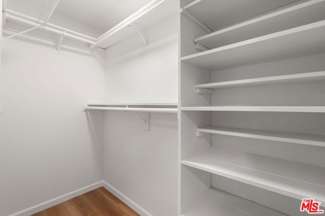 3640 Cardiff Avenue, Los Angeles CA: https://media.crmls.org/mediaz/a1a0f74c-5388-4770-a0b8-02de82beb216.jpg