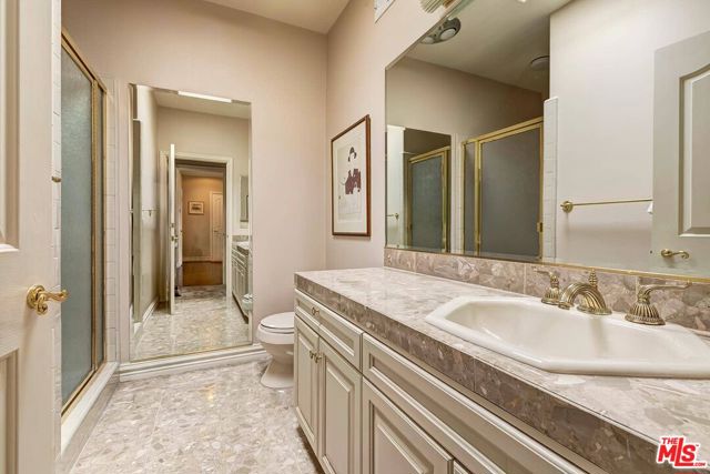 2286 Canyonback Road, Los Angeles CA: https://media.crmls.org/mediaz/a1a1129a-35d3-4c84-98d8-8fc3ebb98f85.jpg