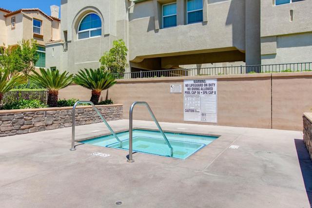 Detail Gallery Image 40 of 51 For 328 Bishop Dr, San Marcos,  CA 92078 - 3 Beds | 2/1 Baths