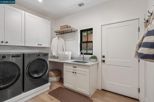 267 Valle Vista Dr, Danville CA: https://media.crmls.org/mediaz/a1a1a8f3-28b8-4a08-a0e4-828c2170bdaa.jpg