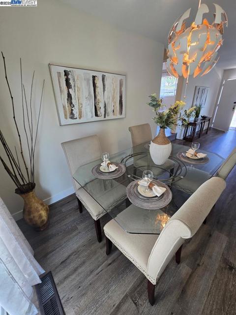 2272 Kelly St, Hayward CA: https://media.crmls.org/mediaz/a1a25457-412d-4e73-bd90-2ccb0496acd7.jpg