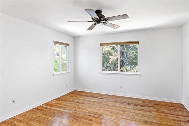 3439 Via Loma Vista, Escondido CA: https://media.crmls.org/mediaz/a1a28ede-3e5c-4477-a44e-f0392476cae7.jpg