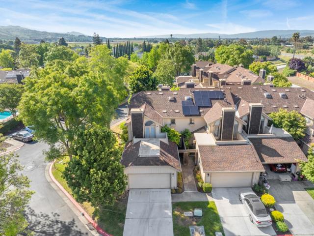 2137 Darnis Circle, Morgan Hill CA: https://media.crmls.org/mediaz/a1a348b1-14d5-449a-8f02-0362f777ac07.jpg