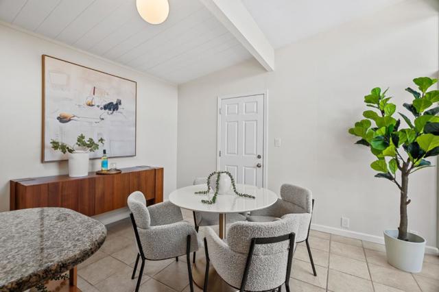 1472 Kingfisher Way, Sunnyvale CA: https://media.crmls.org/mediaz/a1a5be77-38e5-492c-b396-d762a12135f5.jpg