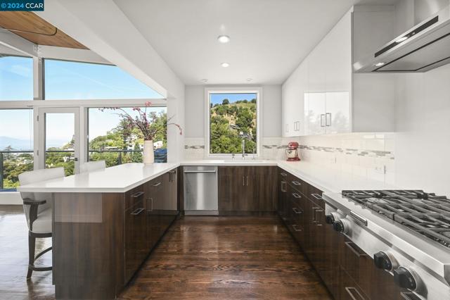 Image 23 of 60 For 99 Evergreen Lane