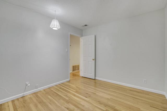 6175 Oneida Drive, San Jose CA: https://media.crmls.org/mediaz/a1a6e4f9-0ae9-41bf-9f41-bf712cbc32b9.jpg