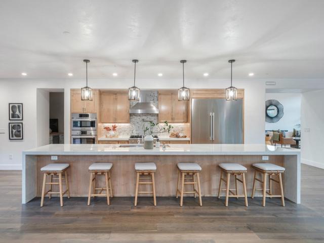 8380 Monterra Views, Monterey CA: https://media.crmls.org/mediaz/a1a9b0f8-9d94-41b8-93ab-5f7a3da67132.jpg