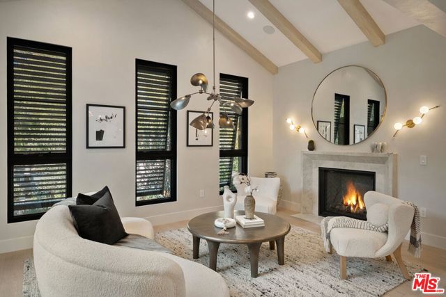 10444 Charing Cross Road, Los Angeles CA: https://media.crmls.org/mediaz/a1a9dc6a-6be5-4924-8519-3b0984f08602.jpg