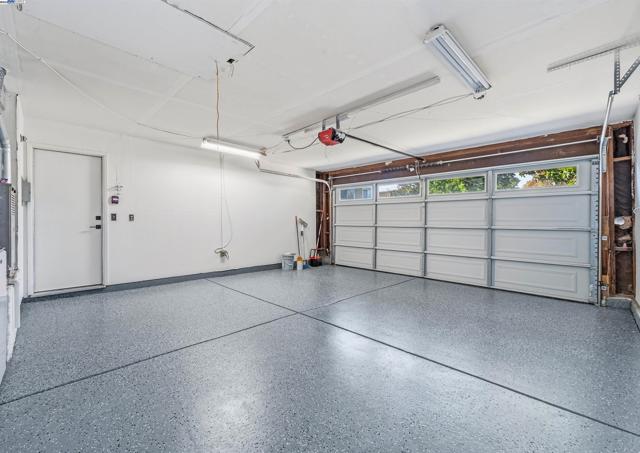 3790 Ruskin Pl, Fremont CA: https://media.crmls.org/mediaz/a1a9e836-aa09-490f-a179-3367a4d44c8a.jpg