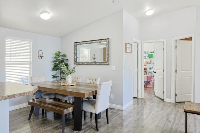 Detail Gallery Image 12 of 61 For 10767 Jamacha Bld Spc 151,  Spring Valley,  CA 91978 - 3 Beds | 2 Baths