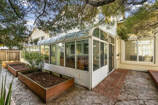 32447 Pacific Grove Way, Union City CA: https://media.crmls.org/mediaz/a1ab041f-0283-47da-88d5-5a0cb152c2e2.jpg