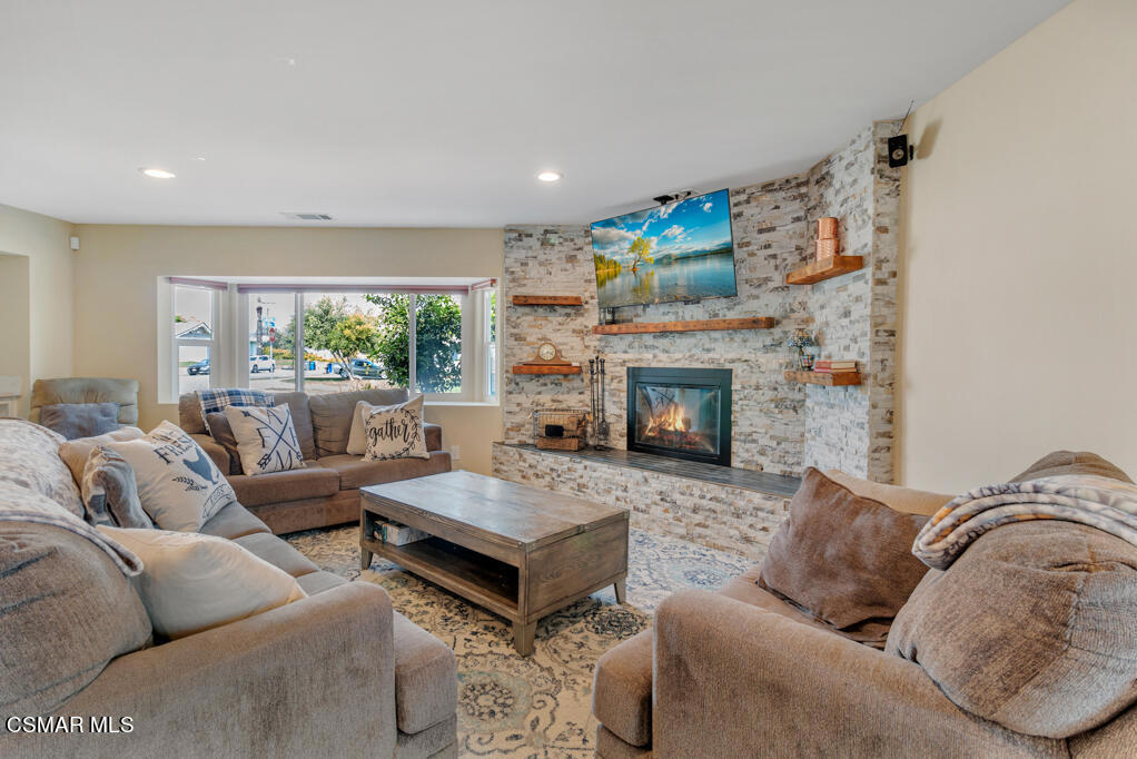 1505 Nevin Avenue, Ventura, CA 93004