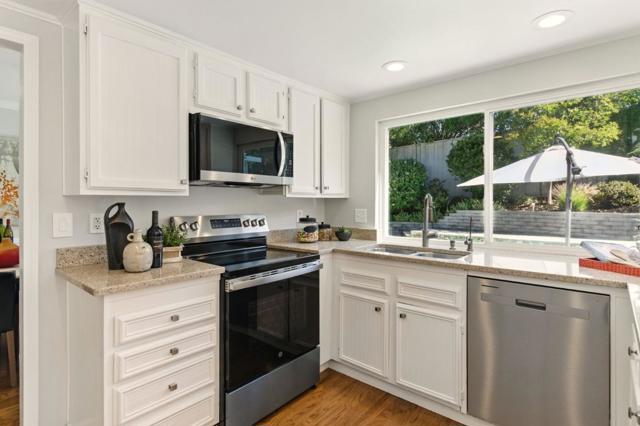 1347 Vintner Way, Pleasanton CA: https://media.crmls.org/mediaz/a1aca194-f063-47a6-8117-ea893af27094.jpg