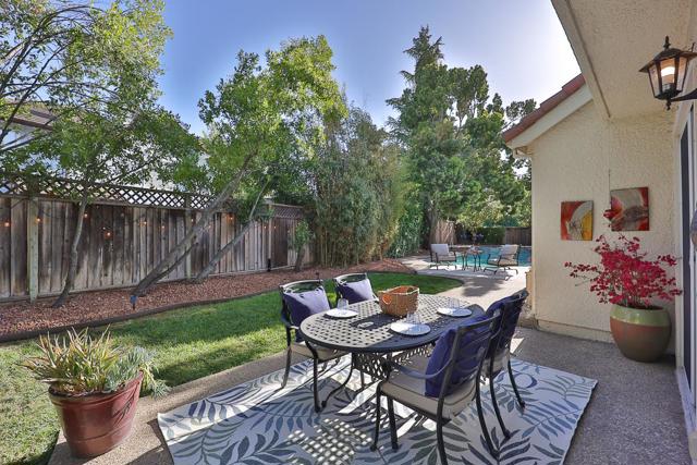 3239 Pinot Blanc Way, San Jose CA: https://media.crmls.org/mediaz/a1ad2975-3973-4643-bbbf-008111ee81c0.jpg