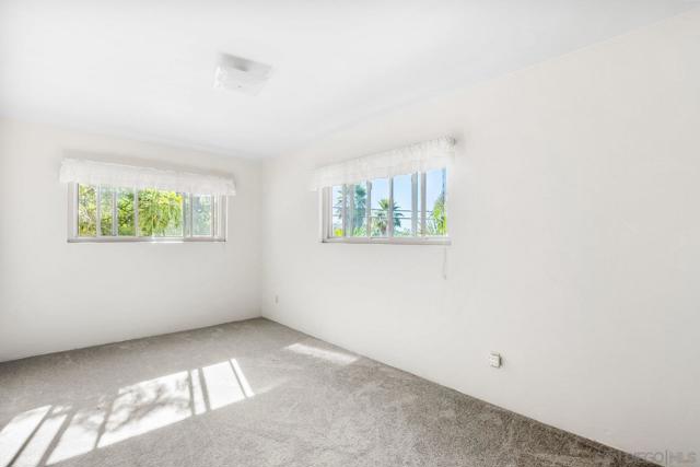 MLS #250041928SD image #25