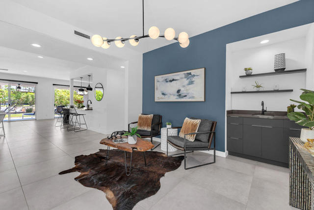 469 E Mariposa Drive, Palm Springs CA: https://media.crmls.org/mediaz/a1ae8577-f537-442d-9f3f-669bd4a68aa0.jpg