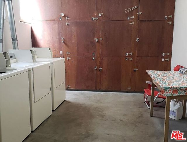 Drew Fenton | 833 Moraga Drive Los Angeles CA | MLS: 7495702